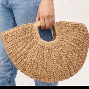 Elegant Ramla hand bag